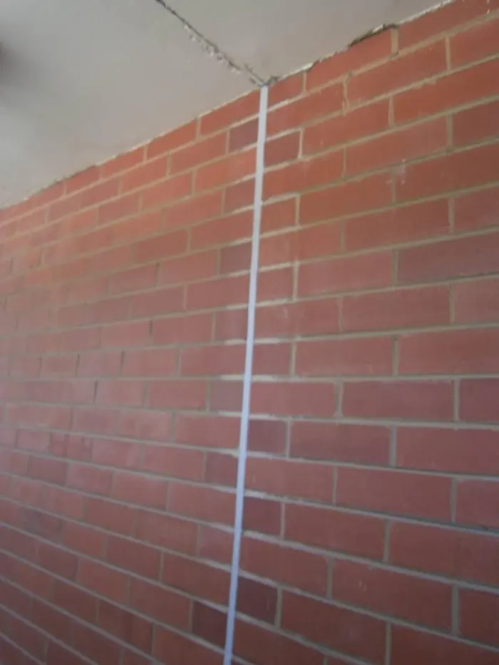New movement joint formed in an apartment wall